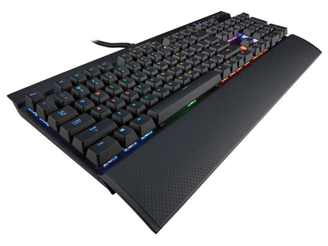 Клавиатури Corsair Gaming K70 RGB
