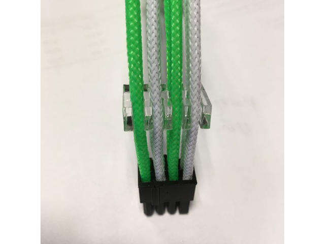Кабели за компоненти Gelid Cable 8 Pin (EPS) with Green/White Sleeving 