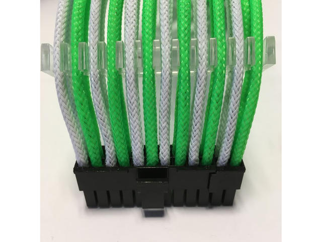 Кабели за компоненти Gelid Cable 24 Pin with Green/White Sleeving