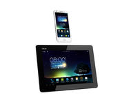 Смартфони Asus PadFone 2 бял + клавиатура, 32GB, бял цвят
