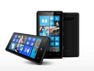 Смартфони Nokia Lumia 820 8GB, черен цвят