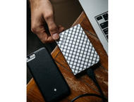 Външни HDD 1TB Store 'n' Go USB 3.0, в сребристо