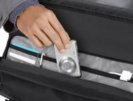 Чанти за Лаптопи Belkin Stride 360° Messenger чанта за 16-инчов лаптоп