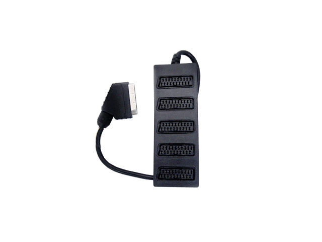 Кабели и Адаптери 5 Way SCART сплитер бокс