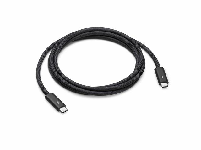 Кабели и Адаптери Apple Thunderbolt 4 Pro Cable (3m)