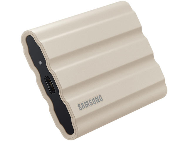 Външни HDD 2TB SSD NVME Samsung Portable T7 Shield Beig