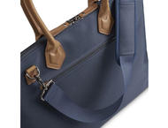 Чанти за Лаптопи Hama "Fabulous" 15.6"- 16.2", тъмно синя