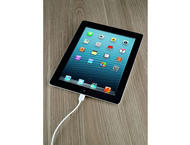 Кабели и Адаптери Hama Lightning зареждащ и синхронизиращ кабел