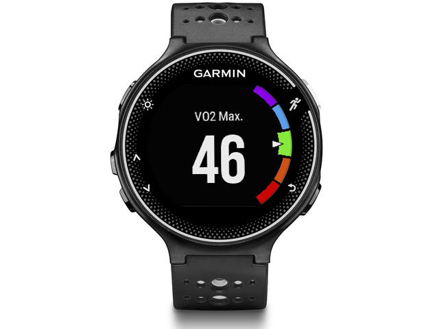 Смарт часовници Garmin Forerunner 230 - в черно/бяло