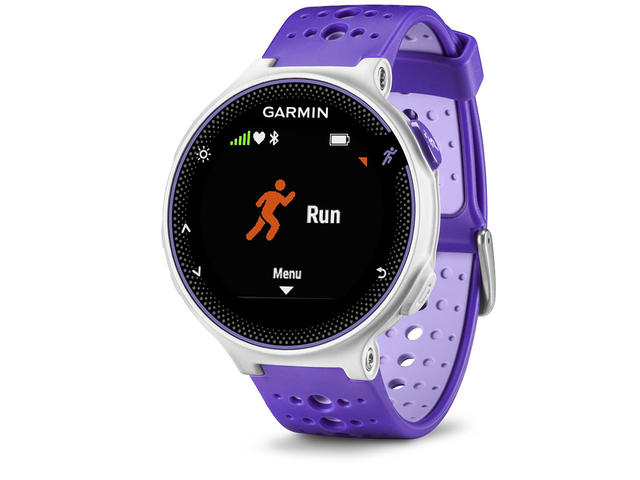 Смарт часовници Garmin Forerunner 230 - в лилаво/бяло