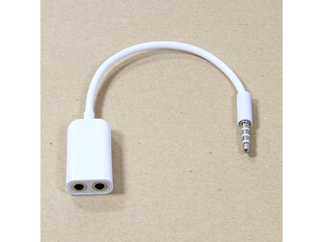 Кабели и Адаптери VCom Аудио сплитер 3.5mm стерео M / 2F Aux сплитер