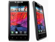 Смартфони Motorola RAZR XT910 16GB, черен цвят